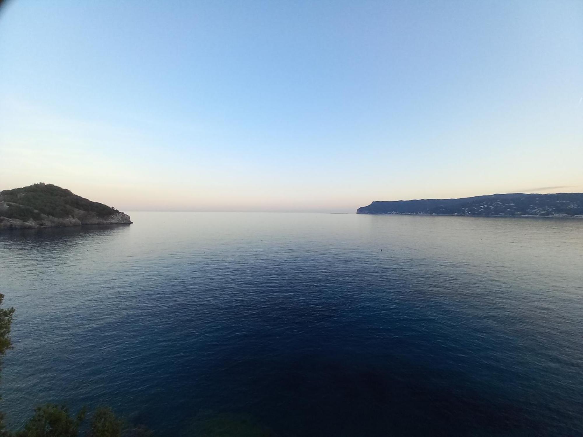 Tramonto Sul Mare - Sea Suite Savona Exteriér fotografie